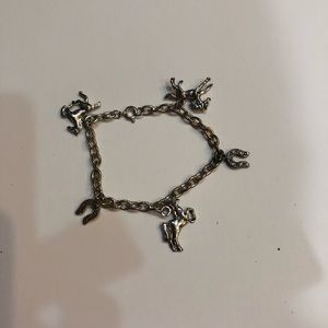 Horse charm bracelet